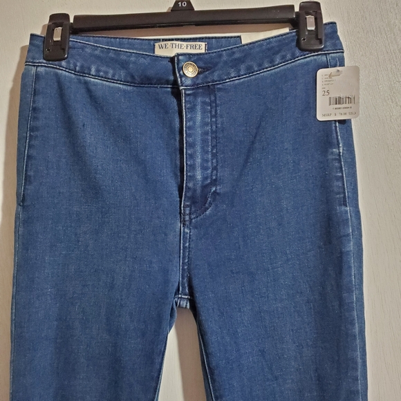 💖Free People Just Float On Flare Jeans - Picture 6 of 10